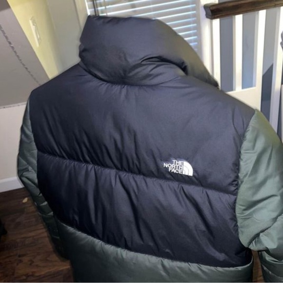 NORTH FACE JACKET RARE GREEN COLOR - Picture 4 of 4